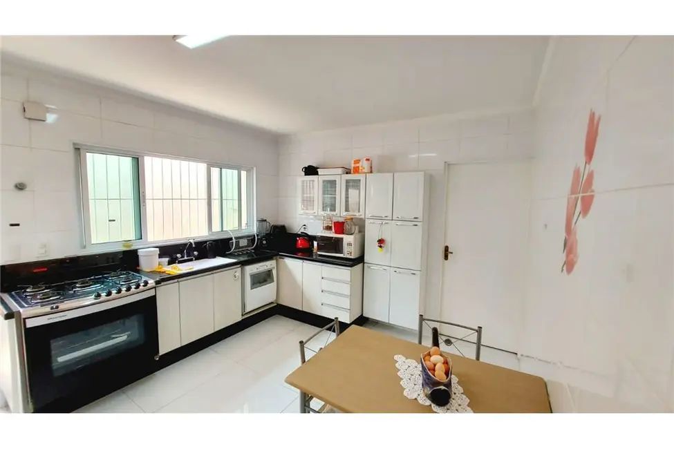 Foto 8 de Casa com 2 quartos à venda, 120m2 em Vila Paranaguá, São Paulo - SP