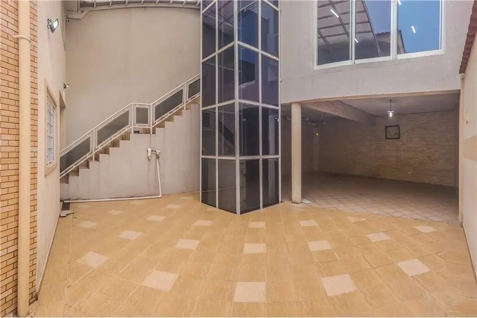 Foto 2 de Casa com 4 quartos à venda, 355m2 em Vila Robertina, São Paulo - SP