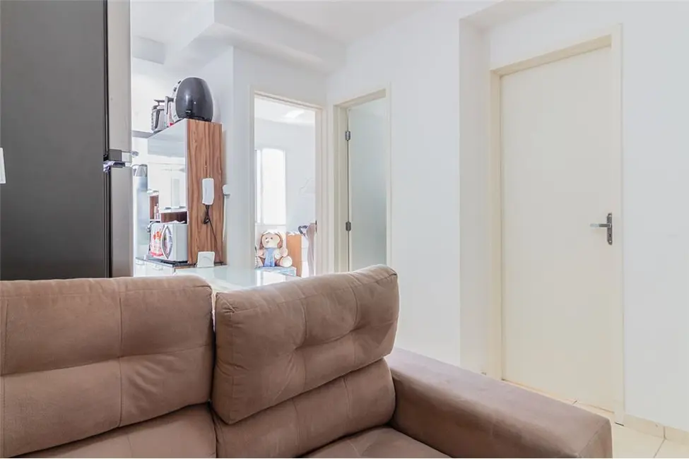 Foto 2 de Apartamento com 2 quartos à venda, 45m2 em Vila Nhocune, São Paulo - SP