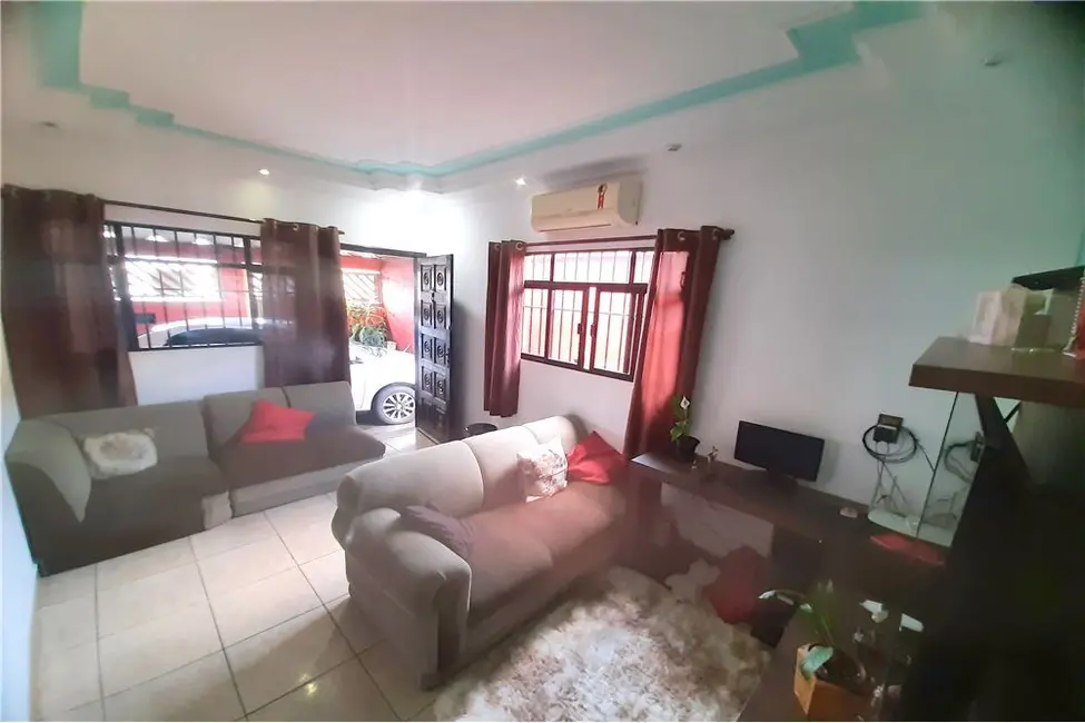 Casa com 3 quartos à venda, 179m2 em Vila Nova, Cubatao - SP - imagem 3 Foto 3 de Casa com 3 quartos à venda, 179m2 em Vila Nova, Cubatao - SP