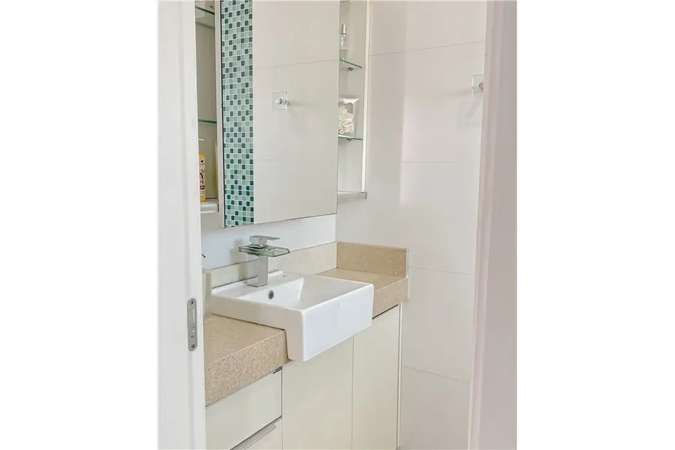 Casa com 4 quartos à venda, 284m2 em Centro, Balneario Camboriu - SC - imagem 5 Foto 5 de Casa com 4 quartos à venda, 284m2 em Centro, Balneario Camboriu - SC