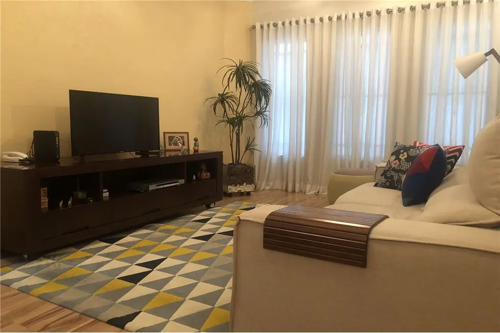 Foto 1 de Casa com 3 quartos à venda, 150m2 em Vila Canero, São Paulo - SP