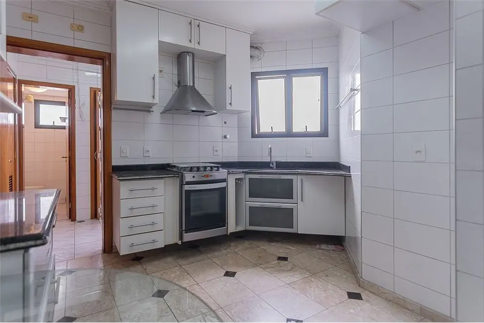 Apartamento com 3 quartos à venda, 117m2 em Tatuapé, São Paulo - SP - imagem 8 Foto 8 de Apartamento com 3 quartos à venda, 117m2 em Tatuapé, São Paulo - SP