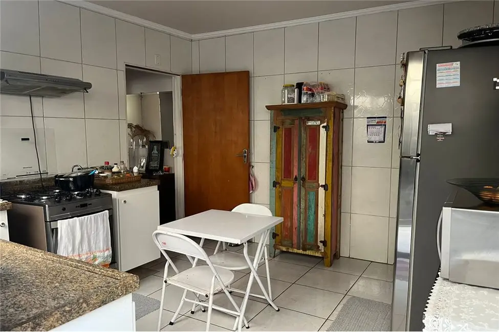 Foto 5 de Casa com 4 quartos à venda, 121m2 em Parque Reboucas, São Paulo - SP