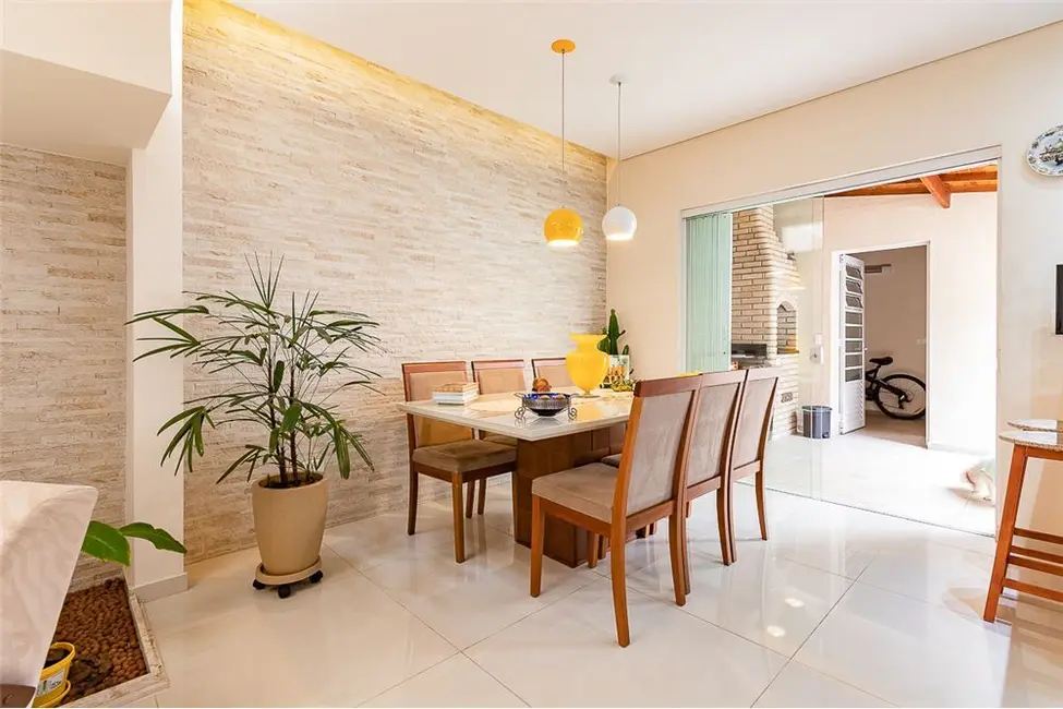 Foto 8 de Casa com 3 quartos à venda, 190m2 em Parque Imperial, São Paulo - SP