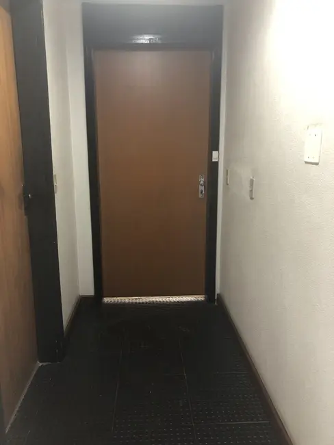 Foto 5 de Sala Comercial à venda, 36m2 em Floresta, Porto Alegre - RS