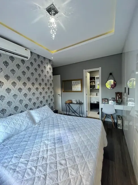 Foto 5 de Apartamento com 3 quartos à venda, 101m2 em São Sebastião, Porto Alegre - RS