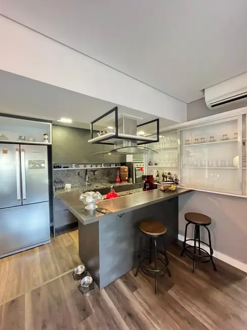 Foto 4 de Apartamento com 3 quartos à venda, 101m2 em São Sebastião, Porto Alegre - RS