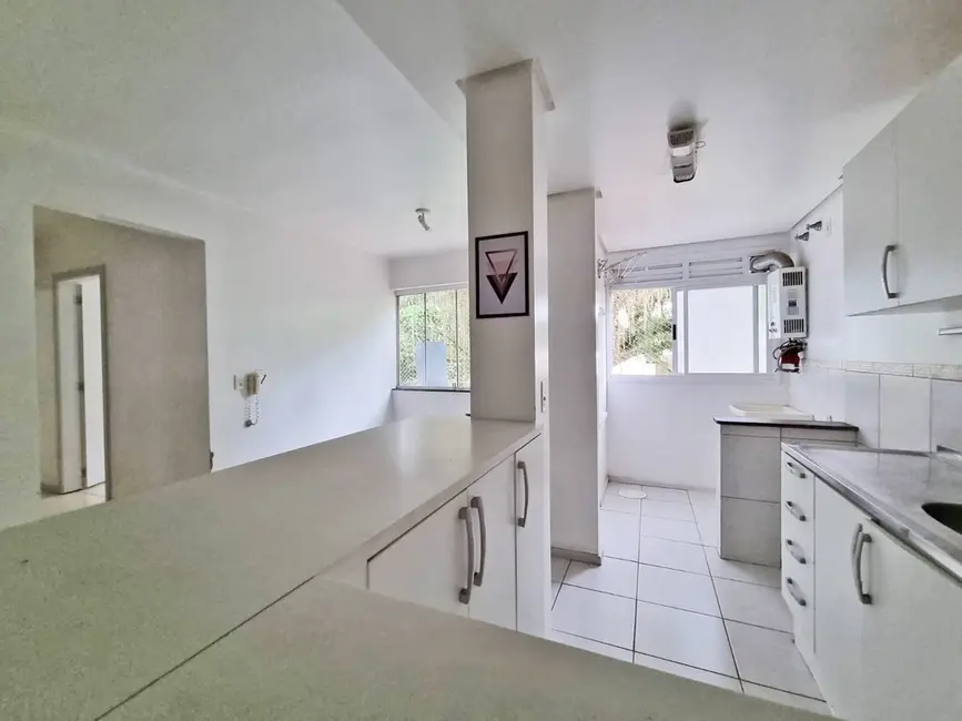 Apartamento com 2 quartos à venda, 67m2 em Guarujá, Porto Alegre - RS - imagem 4 Foto 4 de Apartamento com 2 quartos à venda, 67m2 em Guarujá, Porto Alegre - RS