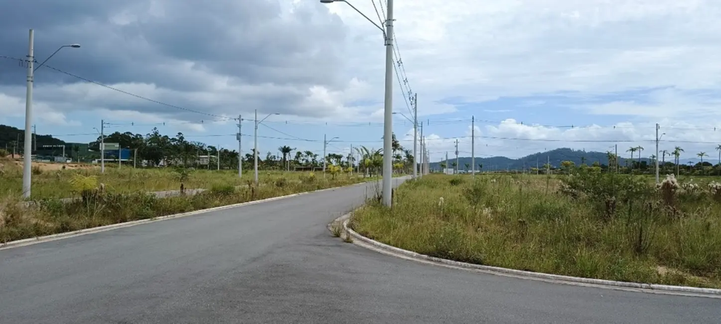 Foto 2 de Terreno / Lote à venda, 548m2 em Vargem Grande, Florianopolis - SC