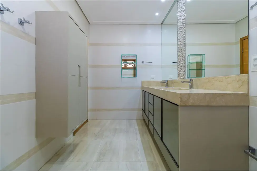 Casa com 5 quartos à venda, 315m2 em Vila Prudente, São Paulo - SP - imagem 8 Foto 8 de Casa com 5 quartos à venda, 315m2 em Vila Prudente, São Paulo - SP