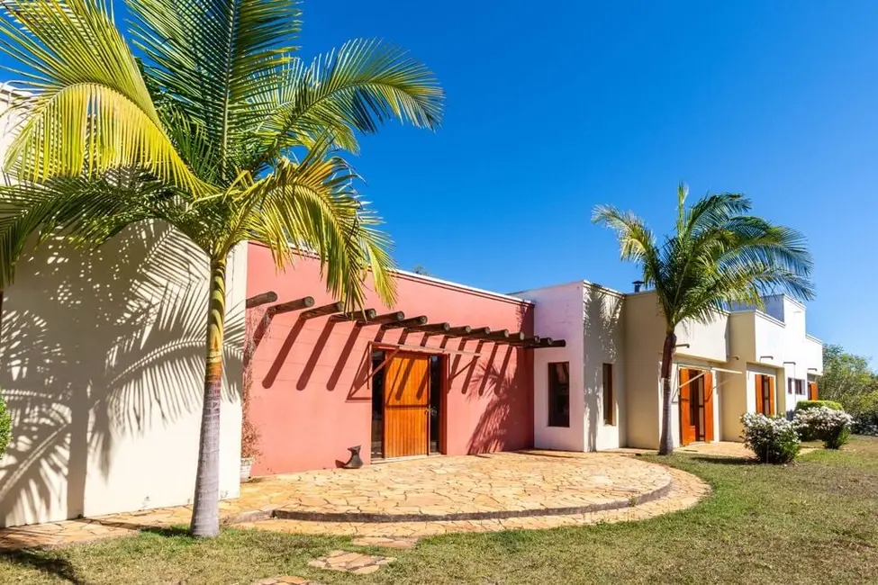Foto 1 de Fazenda / Haras com 7 quartos à venda, 1500m2 em Sao Luiz Do Paraitinga - SP