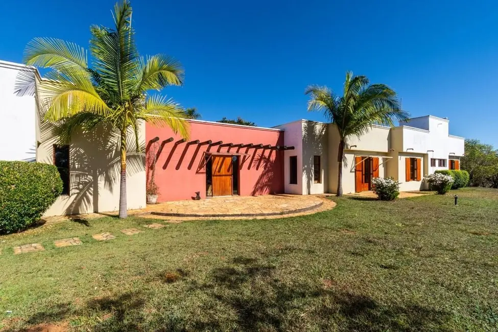 Foto 2 de Fazenda / Haras com 7 quartos à venda, 1500m2 em Sao Luiz Do Paraitinga - SP