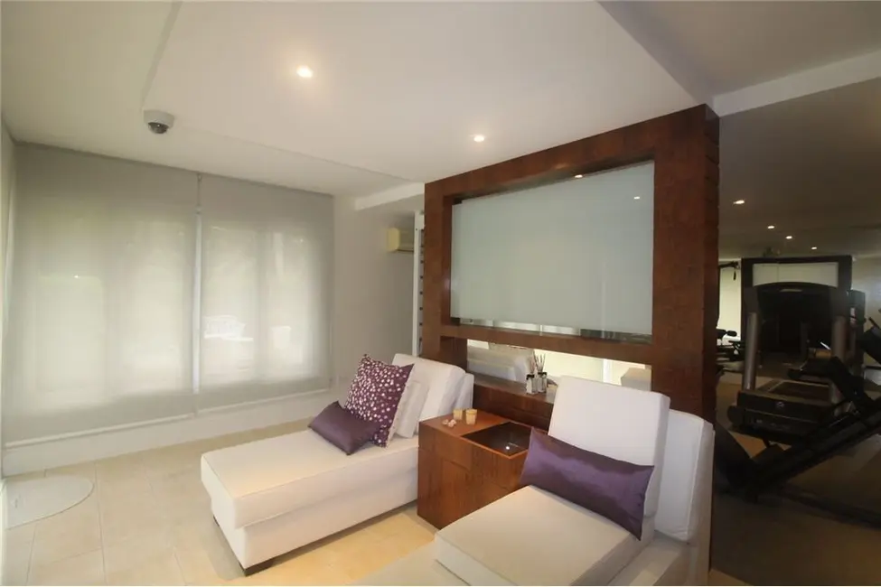 Casa com 8 quartos à venda, 1362m2 em Chácaras Alpina, Valinhos - SP - imagem 6 Foto 6 de Casa com 8 quartos à venda, 1362m2 em Chácaras Alpina, Valinhos - SP