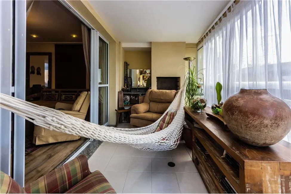 Apartamento com 3 quartos à venda, 107m2 em Vila Isa, São Paulo - SP - imagem 2 Foto 2 de Apartamento com 3 quartos à venda, 107m2 em Vila Isa, São Paulo - SP