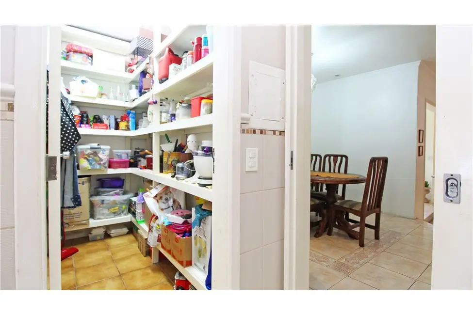 Foto 3 de Casa com 4 quartos à venda, 238m2 em Partenon, Porto Alegre - RS