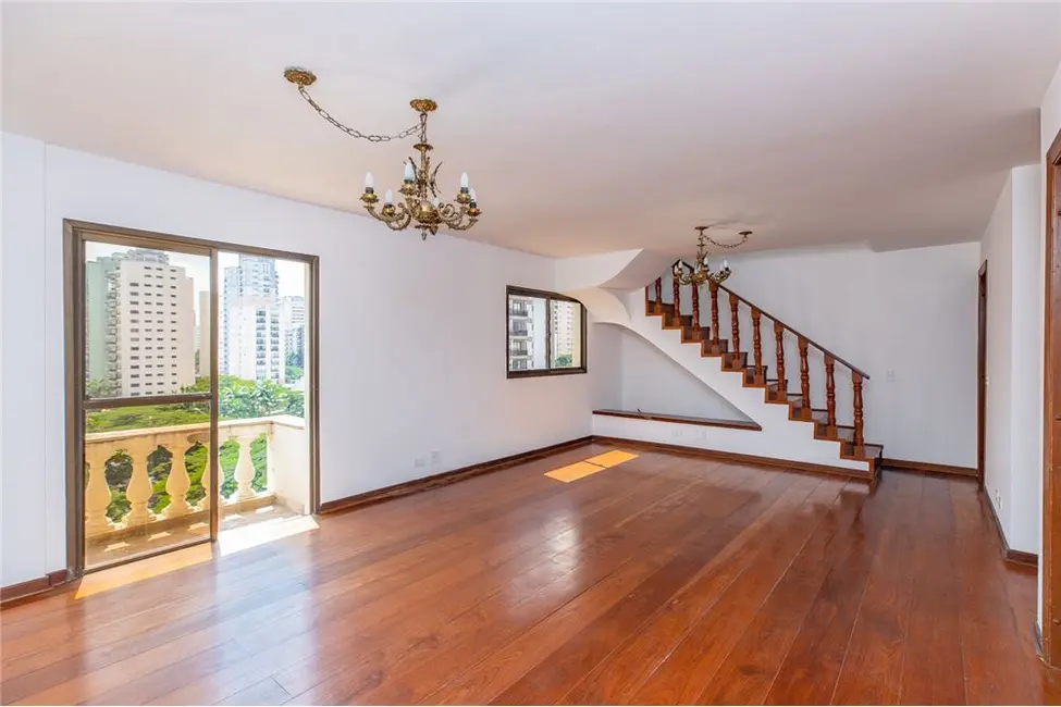 Foto 6 de Cobertura com 4 quartos à venda, 300m2 em Moema, São Paulo - SP