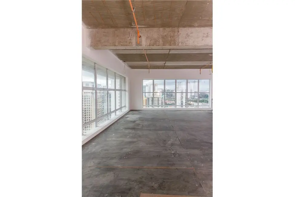 Sala Comercial à venda, 149m2 em Chácara Santo Antônio (Zona Sul), São Paulo - SP - imagem 4 Foto 4 de Sala Comercial à venda, 149m2 em Chácara Santo Antônio (Zona Sul), São Paulo - SP