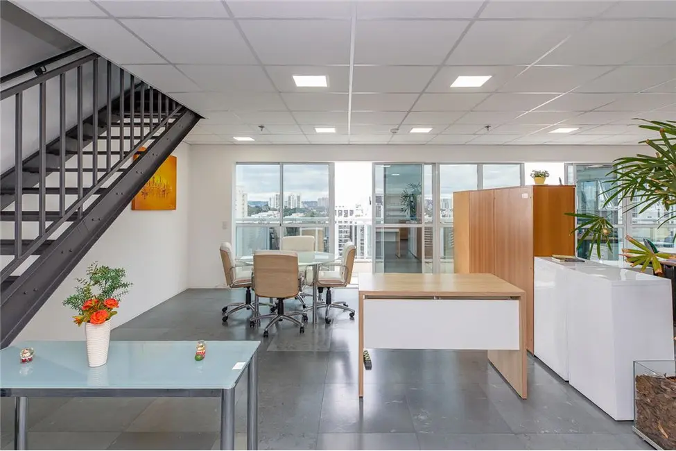 Sala Comercial à venda, 149m2 em Chácara Santo Antônio (Zona Sul), São Paulo - SP - imagem 1 Foto 1 de Sala Comercial à venda, 149m2 em Chácara Santo Antônio (Zona Sul), São Paulo - SP