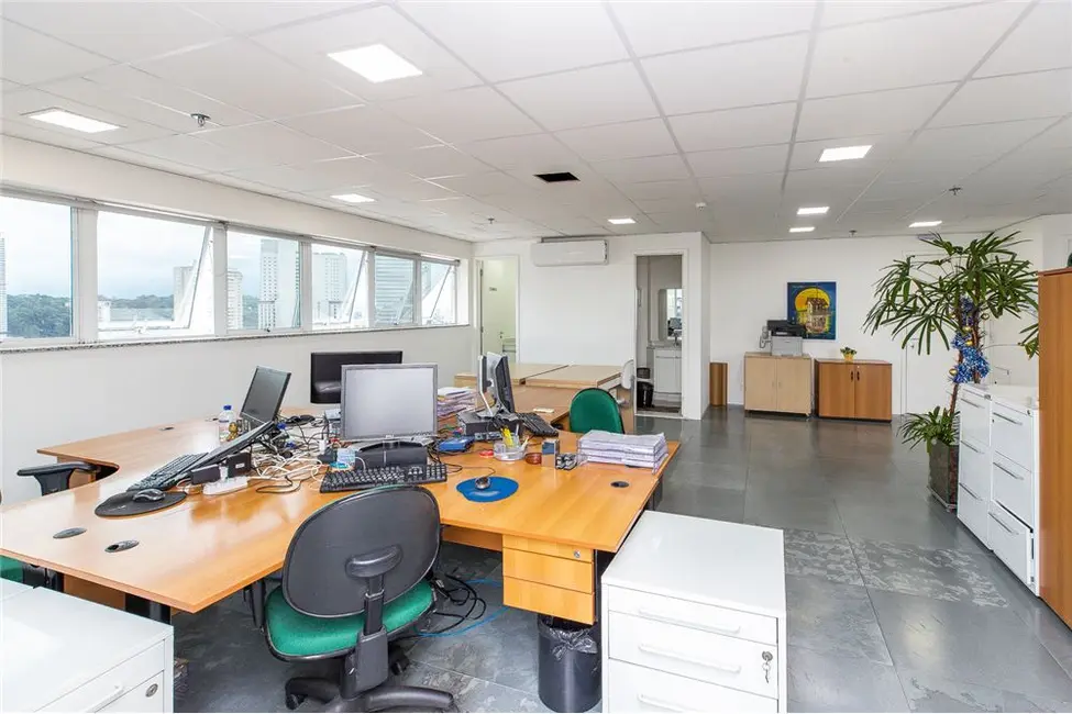 Sala Comercial à venda, 149m2 em Chácara Santo Antônio (Zona Sul), São Paulo - SP - imagem 7 Foto 7 de Sala Comercial à venda, 149m2 em Chácara Santo Antônio (Zona Sul), São Paulo - SP
