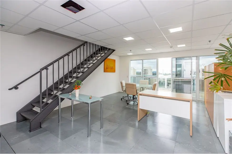 Sala Comercial à venda, 149m2 em Chácara Santo Antônio (Zona Sul), São Paulo - SP - imagem 2 Foto 2 de Sala Comercial à venda, 149m2 em Chácara Santo Antônio (Zona Sul), São Paulo - SP