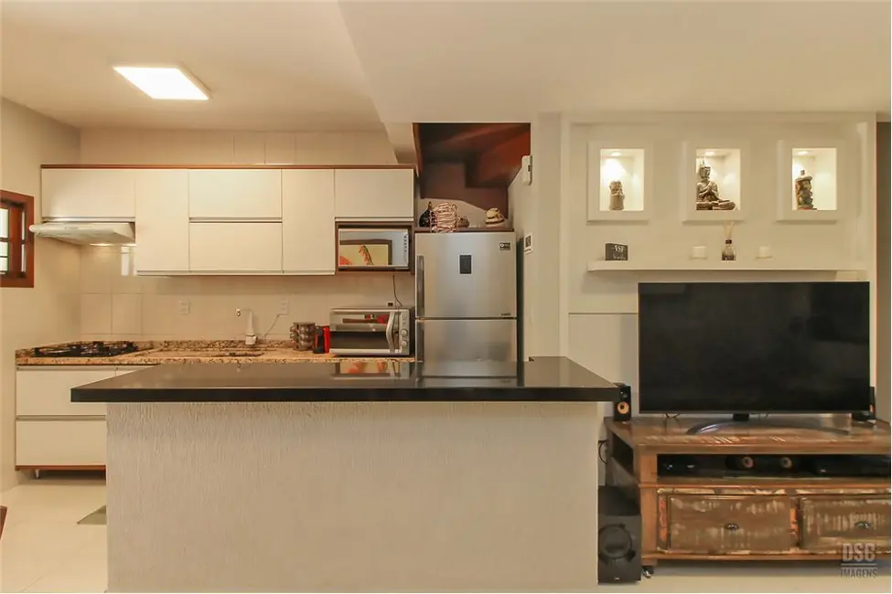 Foto 8 de Casa com 2 quartos à venda, 112m2 em Hípica, Porto Alegre - RS