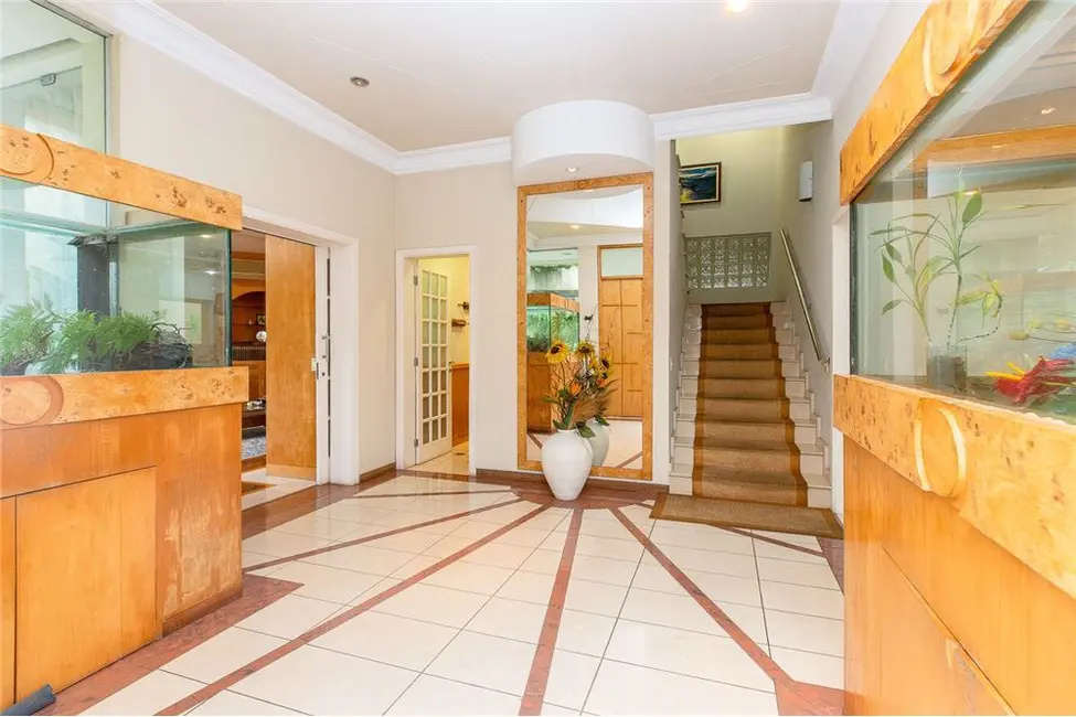 Casa com 4 quartos à venda, 638m2 em Planalto Paulista, São Paulo - SP - imagem 4 Foto 4 de Casa com 4 quartos à venda, 638m2 em Planalto Paulista, São Paulo - SP