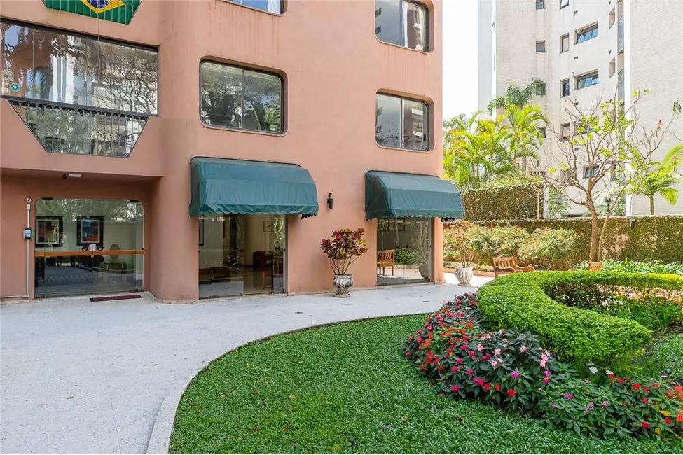 Apartamento com 3 quartos à venda, 210m2 em Moema, São Paulo - SP - imagem 5 Foto 5 de Apartamento com 3 quartos à venda, 210m2 em Moema, São Paulo - SP