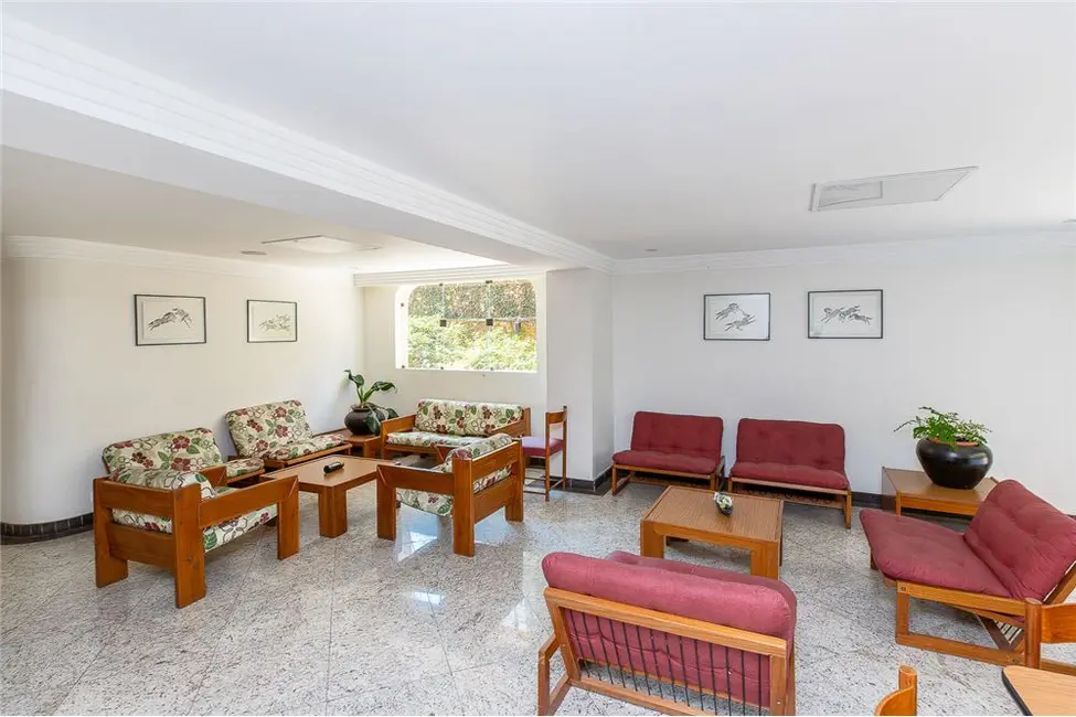 Apartamento com 3 quartos à venda, 210m2 em Moema, São Paulo - SP - imagem 1 Foto 1 de Apartamento com 3 quartos à venda, 210m2 em Moema, São Paulo - SP