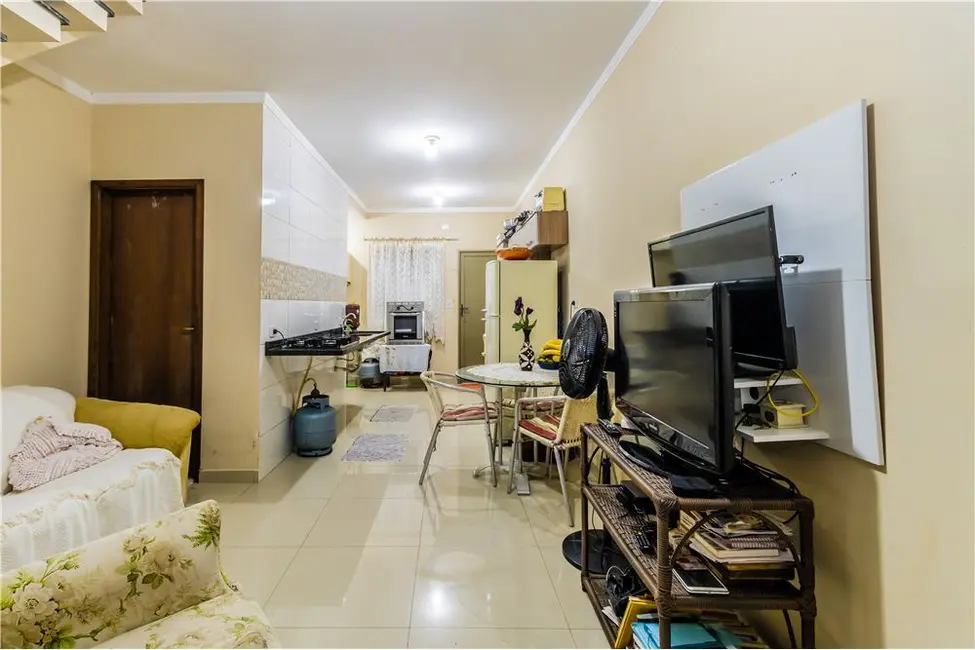 Foto 4 de Casa com 2 quartos à venda, 68m2 em Caiçara, Praia Grande - SP