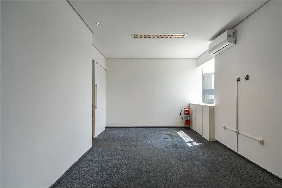 Foto 2 de Sala Comercial à venda, 216m2 em Cidade Monções, São Paulo - SP