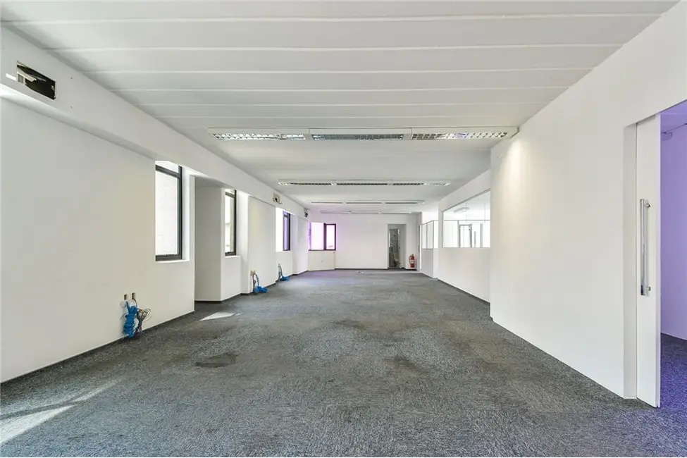 Foto 8 de Sala Comercial à venda, 216m2 em Cidade Monções, São Paulo - SP