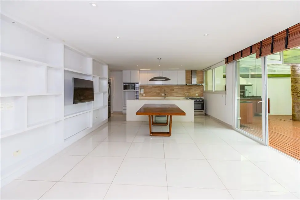 Casa com 5 quartos à venda, 275m2 em Alto da Boa Vista, São Paulo - SP - imagem 2 Foto 2 de Casa com 5 quartos à venda, 275m2 em Alto da Boa Vista, São Paulo - SP