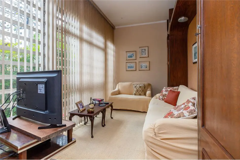 Foto 2 de Casa com 3 quartos à venda, 236m2 em Chácara Inglesa, São Paulo - SP