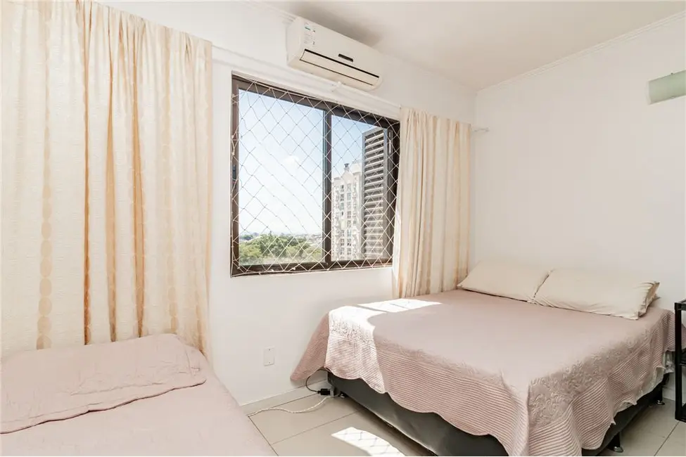 Foto 6 de Apartamento com 3 quartos à venda, 68m2 em Sarandi, Porto Alegre - RS