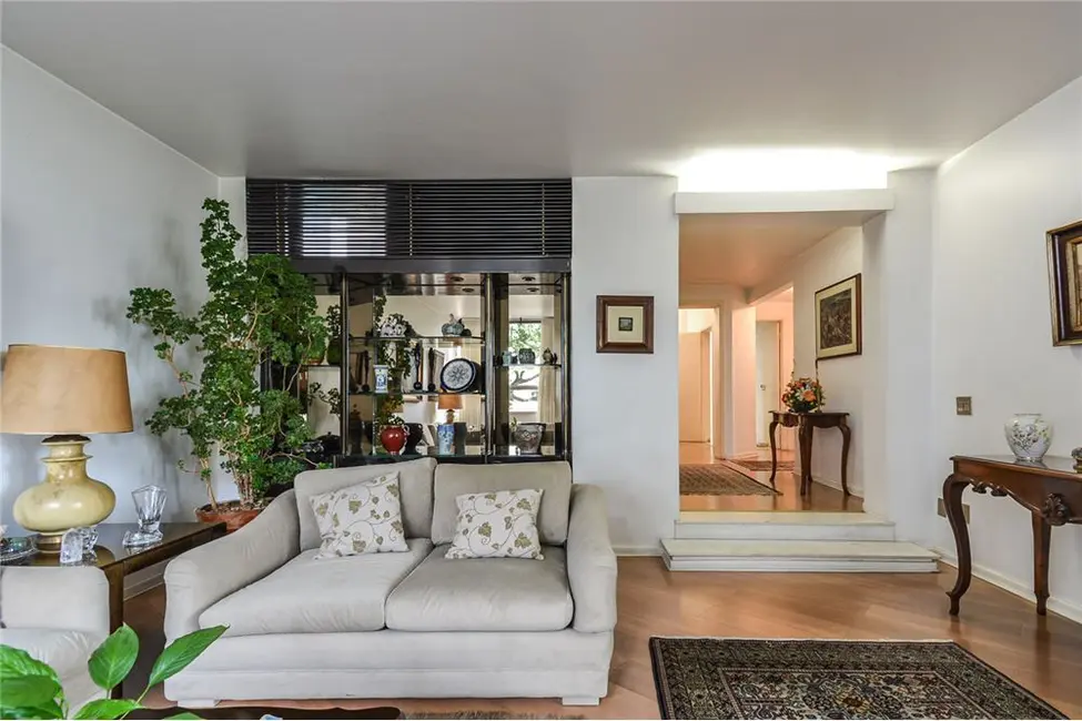 Apartamento com 3 quartos à venda, 220m2 em Bela Vista, São Paulo - SP - imagem 3 Foto 3 de Apartamento com 3 quartos à venda, 220m2 em Bela Vista, São Paulo - SP