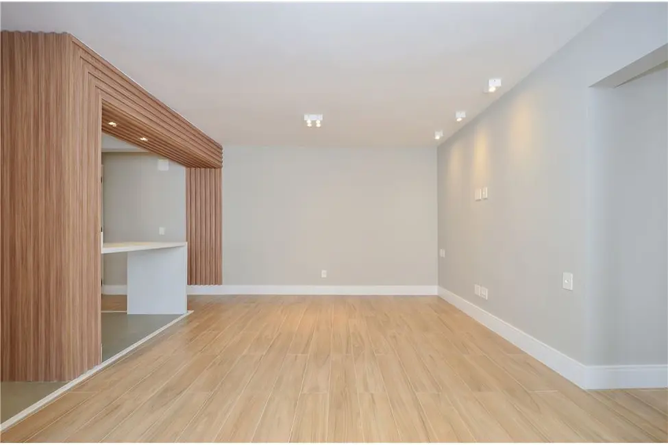 Apartamento com 2 quartos à venda, 70m2 em Moema, São Paulo - SP - imagem 5 Foto 5 de Apartamento com 2 quartos à venda, 70m2 em Moema, São Paulo - SP