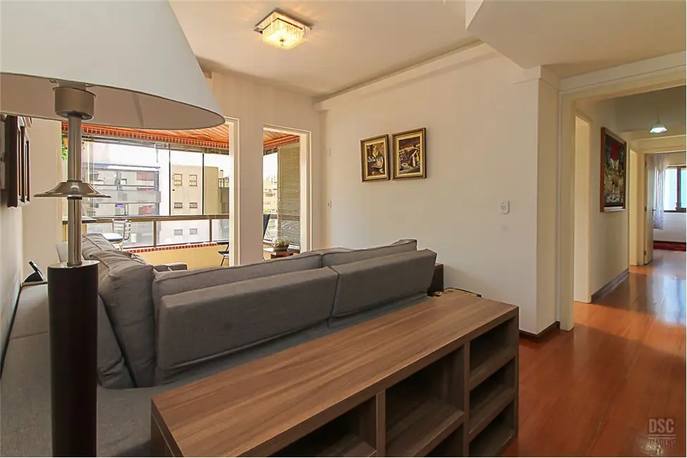 Apartamento com 3 quartos à venda, 101m2 em Menino Deus, Porto Alegre - RS - imagem 8 Foto 8 de Apartamento com 3 quartos à venda, 101m2 em Menino Deus, Porto Alegre - RS