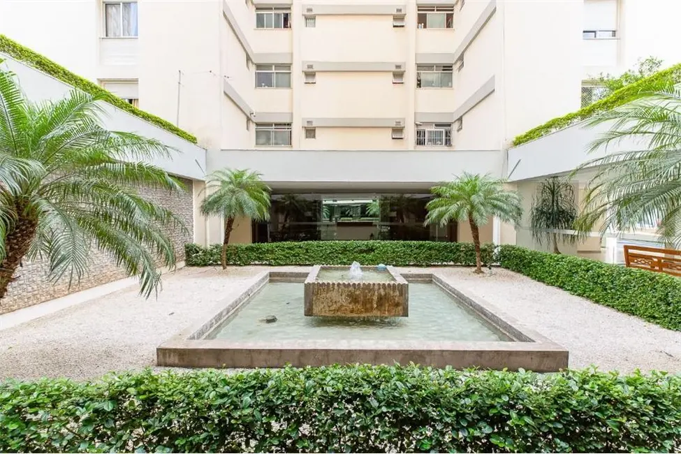 Foto 2 de Apartamento com 2 quartos à venda, 96m2 em Vila Nova Conceição, São Paulo - SP