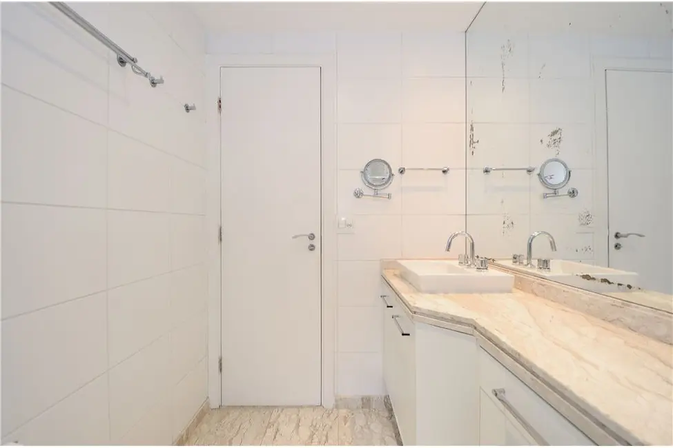 Apartamento com 3 quartos à venda, 129m2 em Morumbi, São Paulo - SP - imagem 7 Foto 7 de Apartamento com 3 quartos à venda, 129m2 em Morumbi, São Paulo - SP