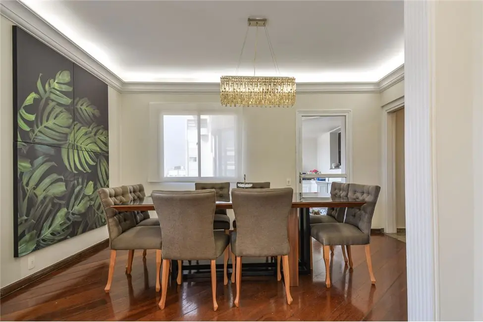 Apartamento com 4 quartos à venda, 227m2 em Moema, São Paulo - SP - imagem 9 Foto 9 de Apartamento com 4 quartos à venda, 227m2 em Moema, São Paulo - SP