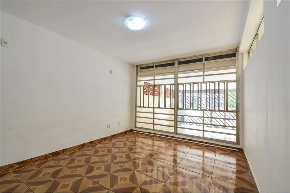 Foto 2 de Casa com 3 quartos à venda, 125m2 em Jardim Aeroporto, São Paulo - SP