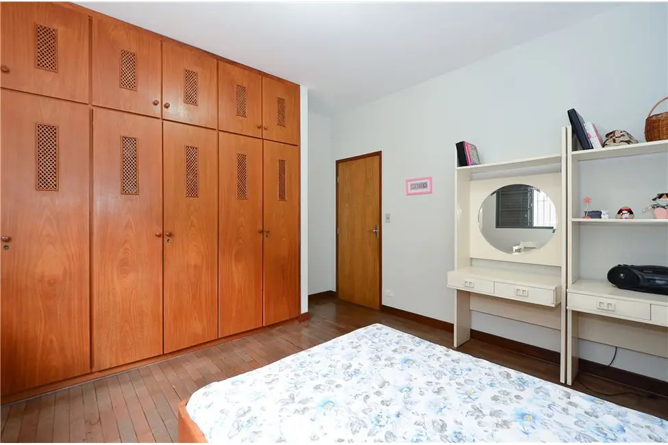 Foto 8 de Casa com 3 quartos à venda, 351m2 em Sao Jose Dos Campos - SP