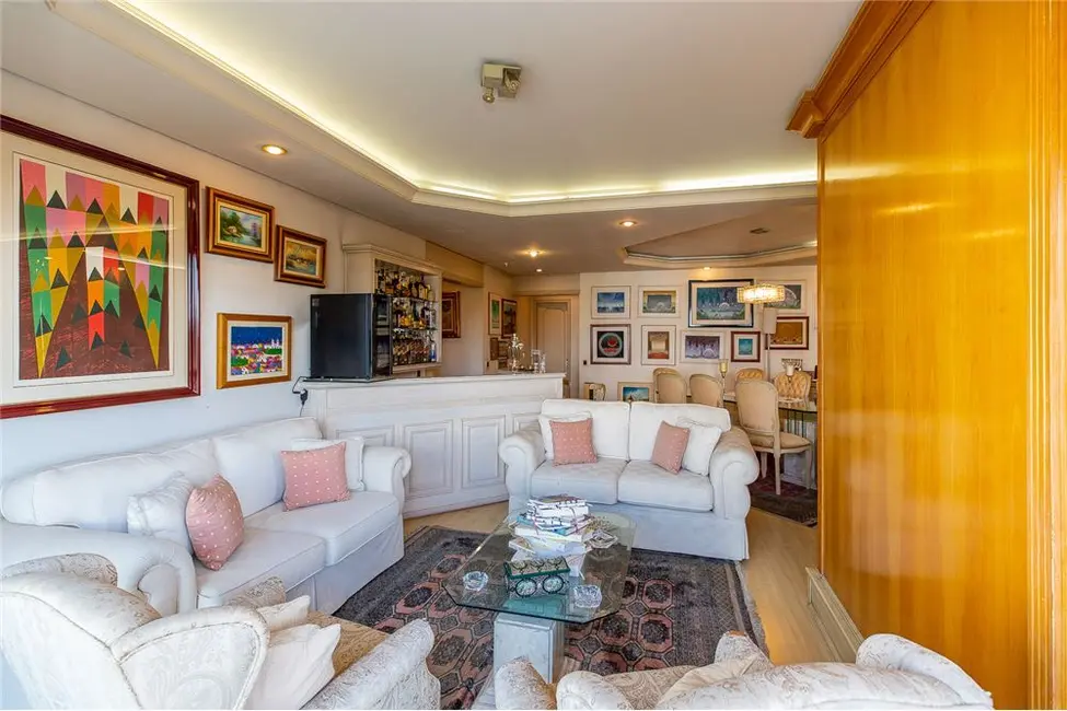 Foto 6 de Apartamento com 3 quartos à venda, 160m2 em Real Parque, São Paulo - SP