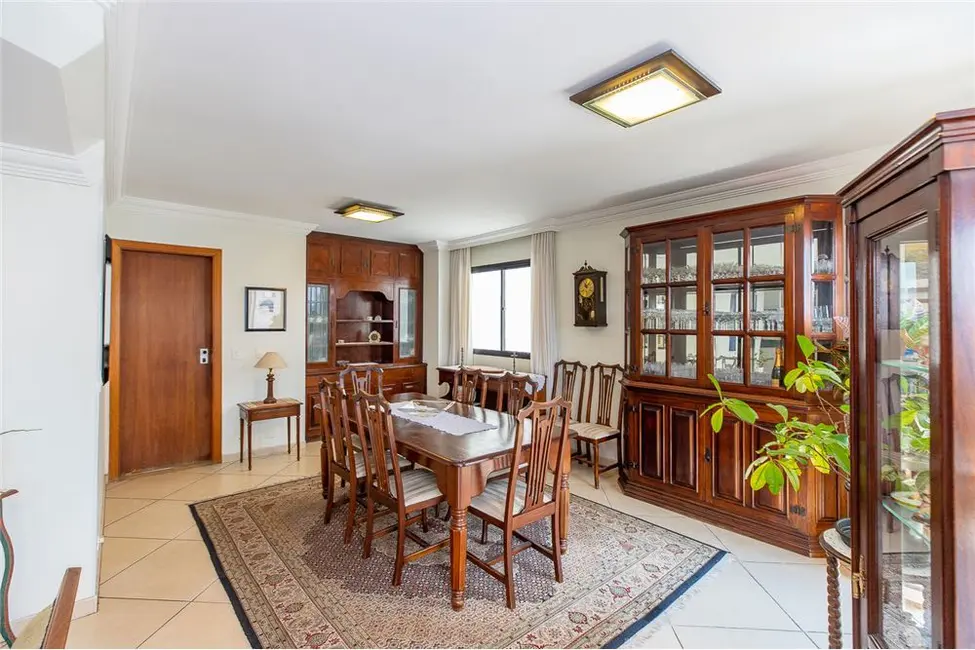 Apartamento com 3 quartos à venda, 162m2 em Perdizes, São Paulo - SP - imagem 9 Foto 9 de Apartamento com 3 quartos à venda, 162m2 em Perdizes, São Paulo - SP