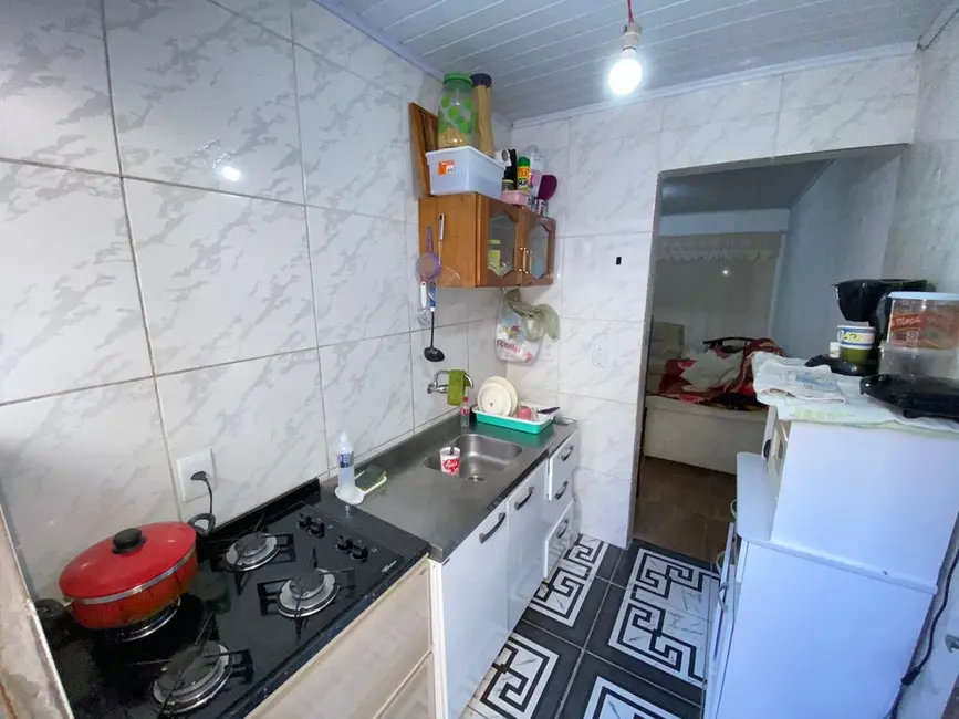 Casa com 2 quartos à venda, 60m2 em Costa e Silva, Porto Alegre - RS - imagem 5 Foto 5 de Casa com 2 quartos à venda, 60m2 em Costa e Silva, Porto Alegre - RS