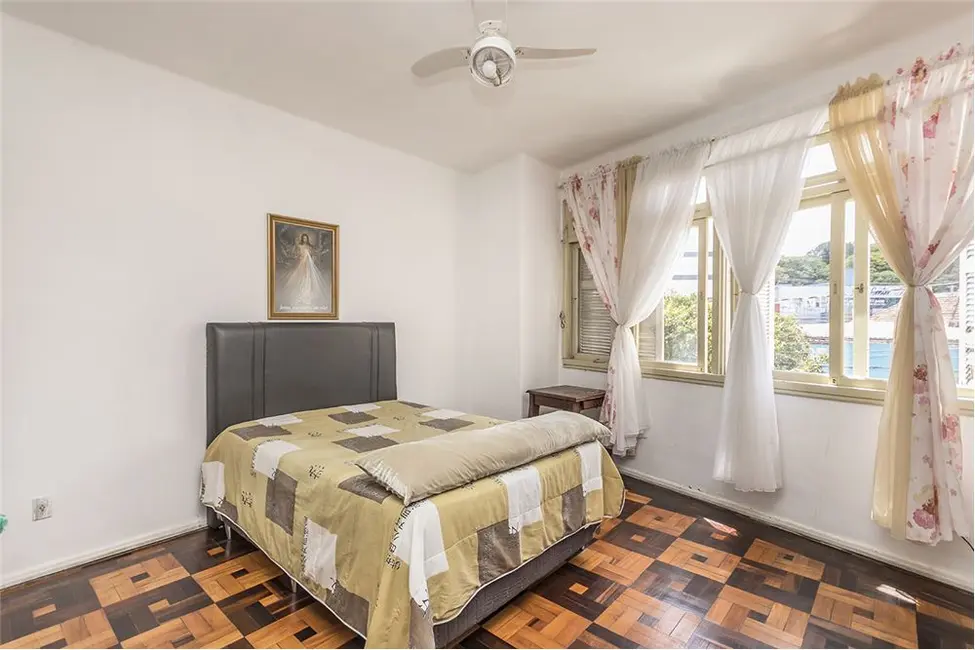 Apartamento com 2 quartos à venda, 78m2 em Azenha, Porto Alegre - RS - imagem 8 Foto 8 de Apartamento com 2 quartos à venda, 78m2 em Azenha, Porto Alegre - RS