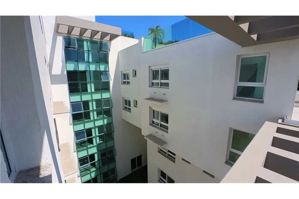 Apartamento com 3 quartos à venda, 92m2 em Menino Deus, Porto Alegre - RS - imagem 9 Foto 9 de Apartamento com 3 quartos à venda, 92m2 em Menino Deus, Porto Alegre - RS