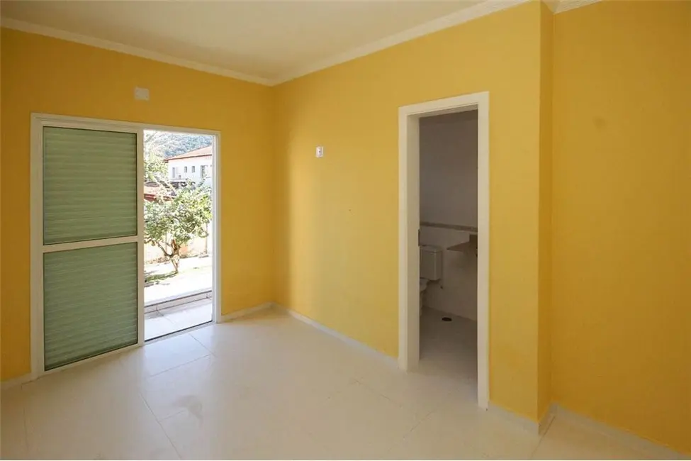 Foto 9 de Casa com 2 quartos à venda, 95m2 em Enseada, Guaruja - SP