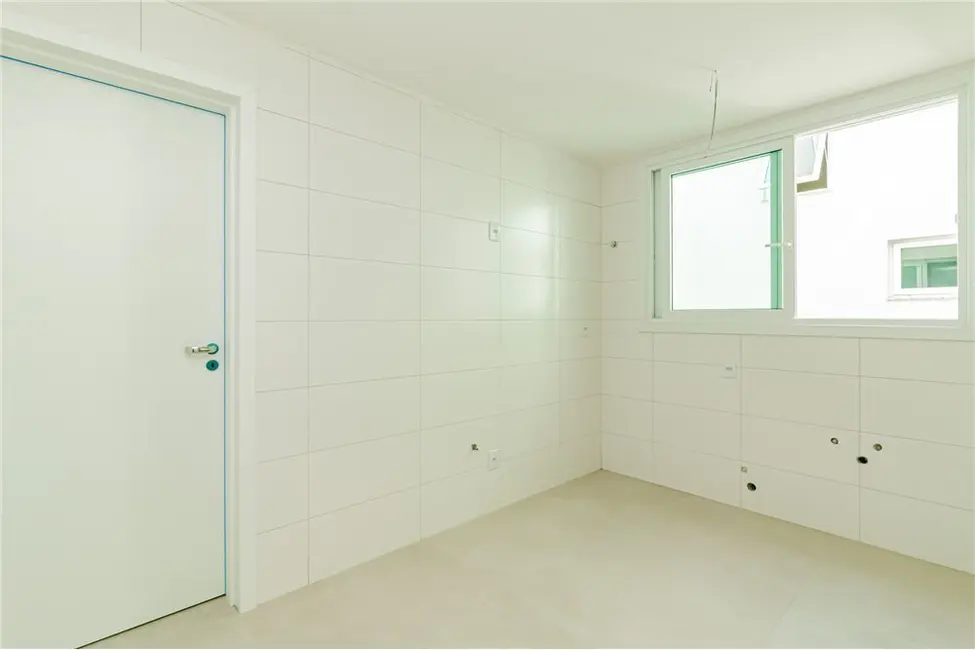 Cobertura com 3 quartos à venda, 184m2 em Menino Deus, Porto Alegre - RS - imagem 6 Foto 6 de Cobertura com 3 quartos à venda, 184m2 em Menino Deus, Porto Alegre - RS